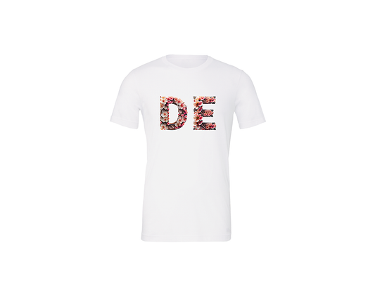 "close up image, Delaware DE State T-Shirt"